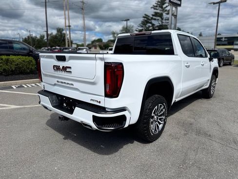 Used 2022 GMC Sierra 1500 AT4 w/ AT4 Preferred Package AWD/4WD image 6