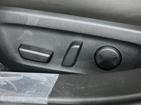 New 2026 MAZDA MAZDA3 s image 4