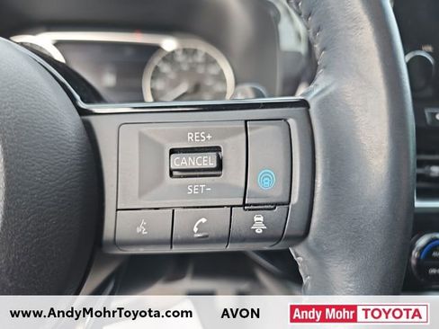 Used 2023 Nissan Pathfinder SL image 17