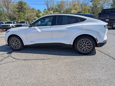 Certified 2025 Ford Mustang Mach-E Premium AWD/4WD image 4