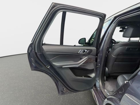 Used 2022 BMW X5 xDrive40i w/ M Sport Package AWD/4WD image 29