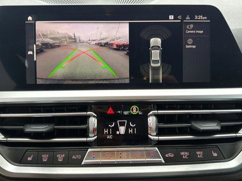 Used 2020 BMW 330i xDrive Sedan w/ Driving Assistance Package image 32