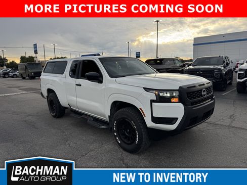 Used 2026 Nissan Frontier S AWD/4WD image 1