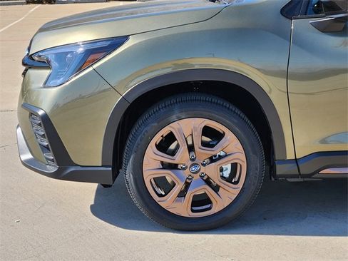 New 2026 Subaru Ascent Limited Bronze image 5