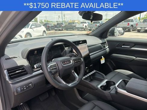 New 2026 GMC Terrain Elevation AWD/4WD image 18
