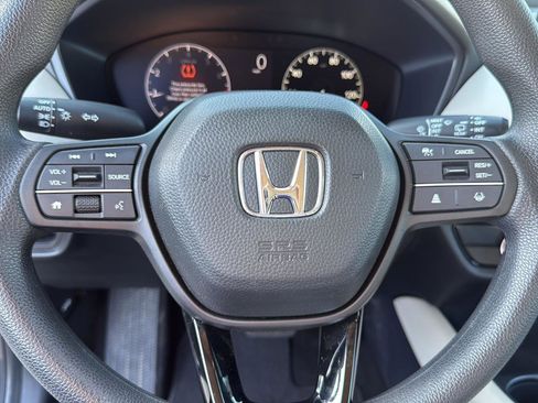 Used 2023 Honda HR-V LX image 18