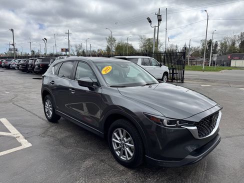 Used 2023 MAZDA CX-5 AWD 2.5 S image 3