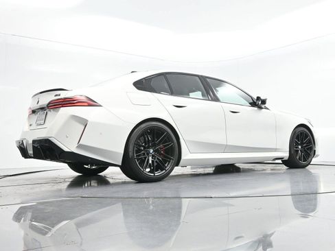 Used 2025 BMW M5 w/ Carbon Package AWD/4WD image 56