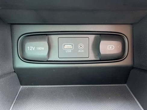 Used 2020 Hyundai Santa Fe SEL FWD image 27
