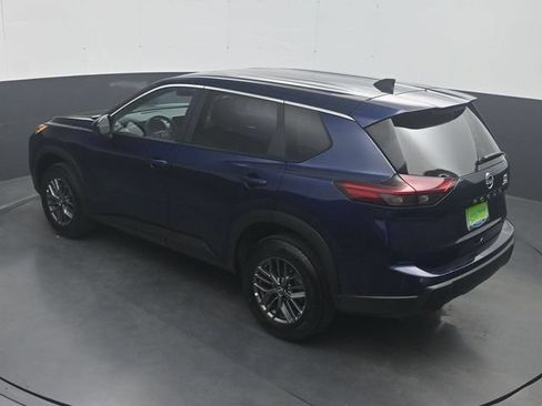 Used 2026 Nissan Rogue SV FWD image 22