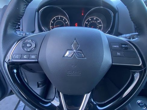 Used 2024 Mitsubishi Outlander Sport 2.0 ES image 15