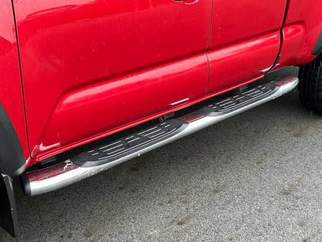 Used 2020 Toyota Tacoma SR w/ SX Package AWD/4WD image 15