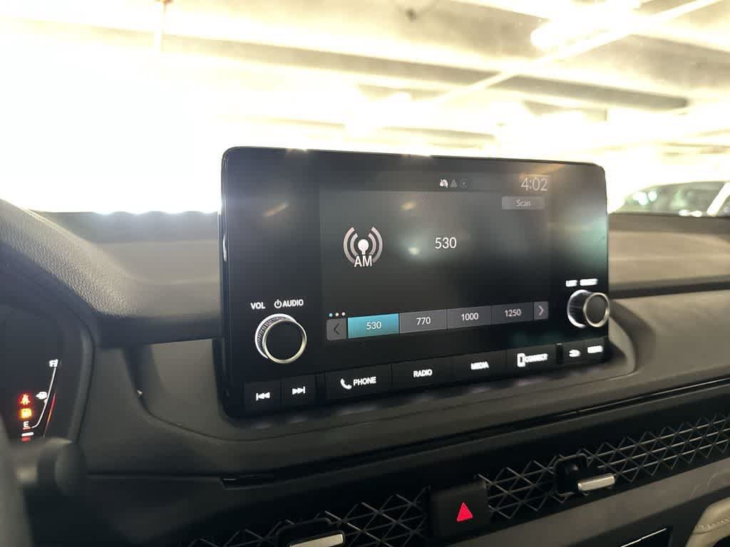 Used 2025 Honda Accord SE image 17