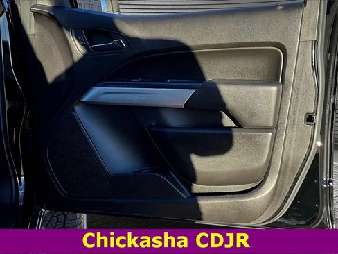 Used 2018 Chevrolet Colorado ZR2 w/ ZR2 Midnight Special Edition image 26