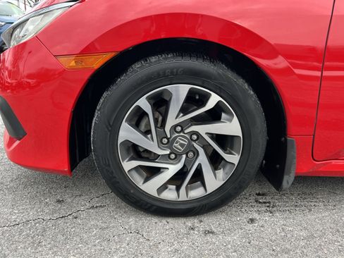 Used 2018 Honda Civic EX image 12