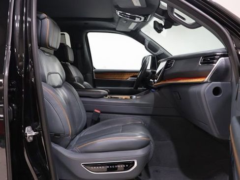 Used 2023 Jeep Grand Wagoneer Series II AWD/4WD image 43