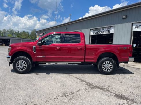 Used 2022 Ford F350 Lariat w/ Lariat Ultimate Package AWD/4WD image 4