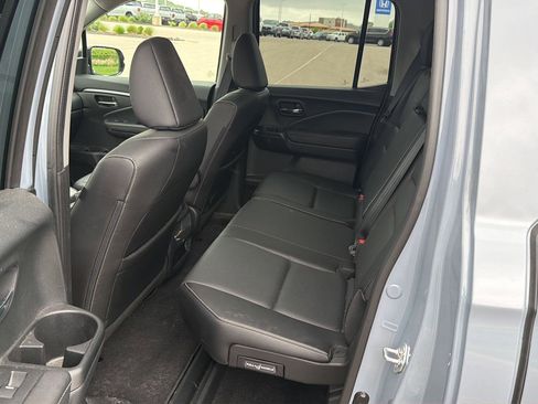 Used 2023 Honda Ridgeline RTL-E image 9