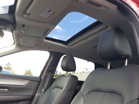 Used 2025 MAZDA CX-70 3.3 Turbo w/ Preferred Package image 13