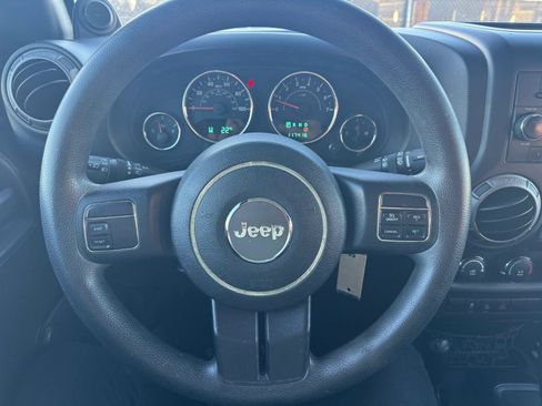 Used 2013 Jeep Wrangler Sport AWD/4WD image 9