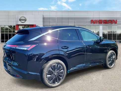 New 2026 Nissan Murano Platinum w/ Cargo Package AWD/4WD image 2