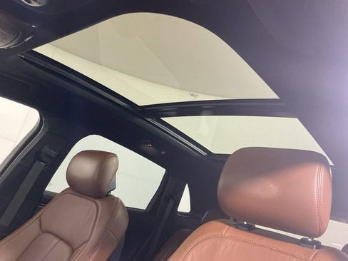 Used 2022 Lincoln Nautilus Reserve w/ Equipment Group 201A image 24