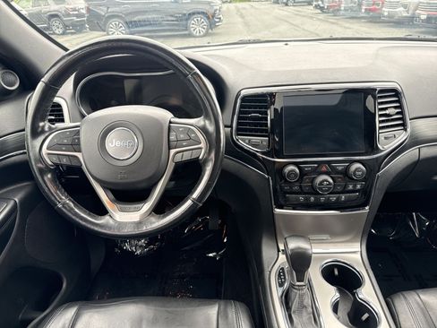 Used 2019 Jeep Grand Cherokee Limited AWD/4WD image 24