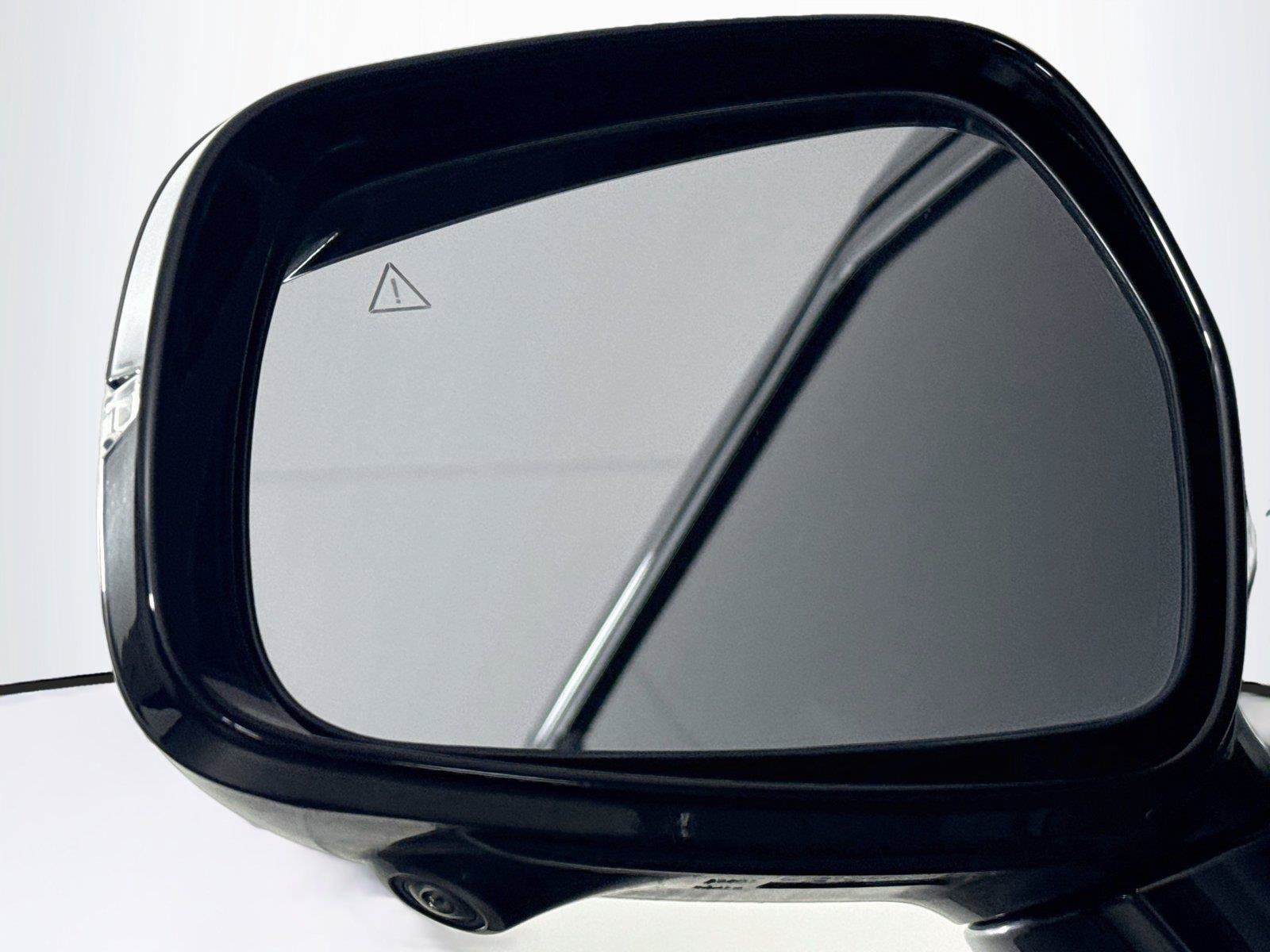 Used 2025 Kia Carnival SX Prestige FWD image 5