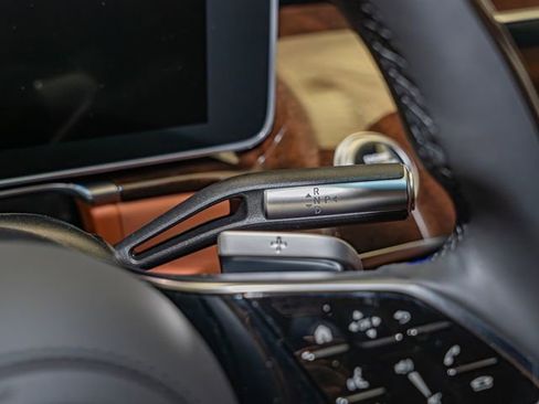 Used 2026 Mercedes-Benz S 500 4MATIC image 17