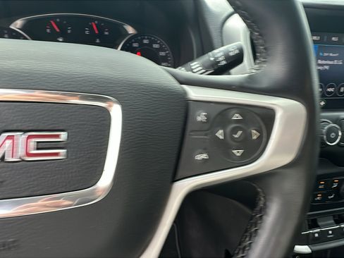 Used 2023 GMC Terrain SLT image 27