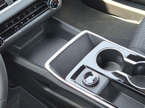 New 2026 Chevrolet Equinox LT w/ Midnight Edition image 15