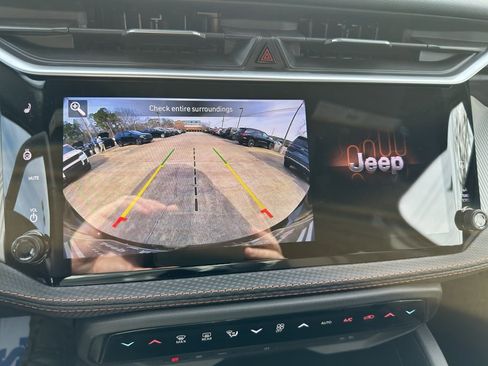 New 2026 Jeep Cherokee Limited image 16