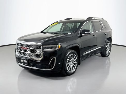 Used 2023 GMC Acadia Denali w/ Denali Ultimate Package FWD image 3