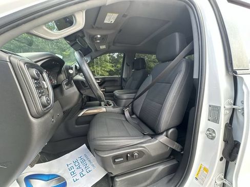 Used 2019 Chevrolet Silverado 1500 LT Trail Boss AWD/4WD image 14