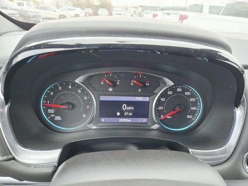 Used 2023 Chevrolet Traverse LT image 20