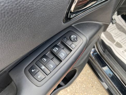 Used 2023 Dodge Durango GT AWD/4WD image 12