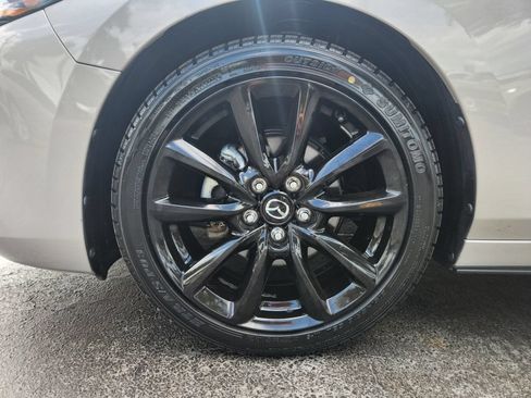 Used 2024 MAZDA MAZDA3 s FWD image 18