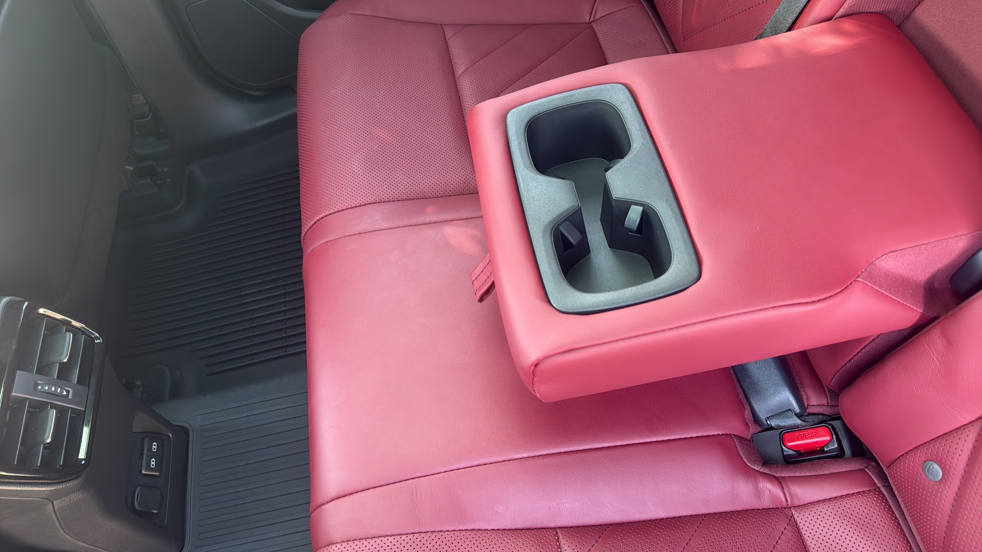 Used 2025 Lexus NX 350 AWD w/ Accessory Package (K3) image 33