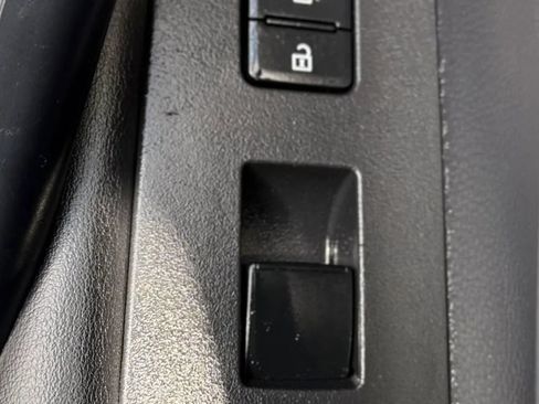 Used 2023 Toyota Corolla SE FWD image 36