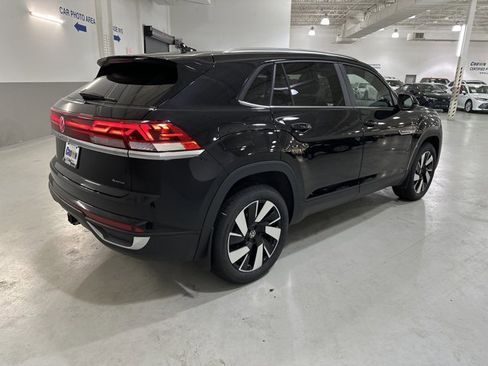 New 2026 Volkswagen Atlas Cross Sport SE AWD/4WD image 9