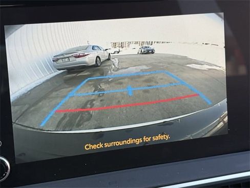 Used 2025 Toyota Prius Limited image 16