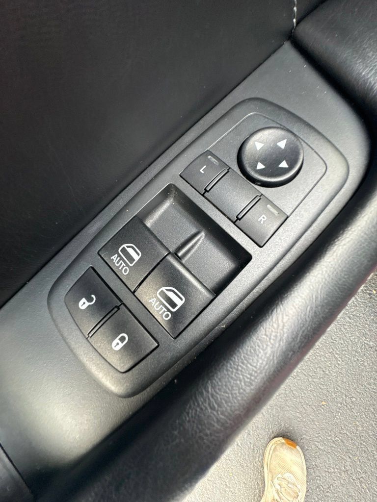 Used 2021 Dodge Challenger R/T Scat Pack RWD image 17