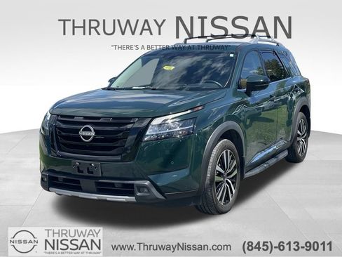 Certified 2023 Nissan Pathfinder Platinum w/ Lighting Package (N93) AWD/4WD image 1