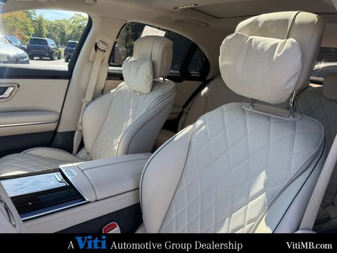 Certified 2024 Mercedes-Benz S 580 4MATIC Sedan image 21