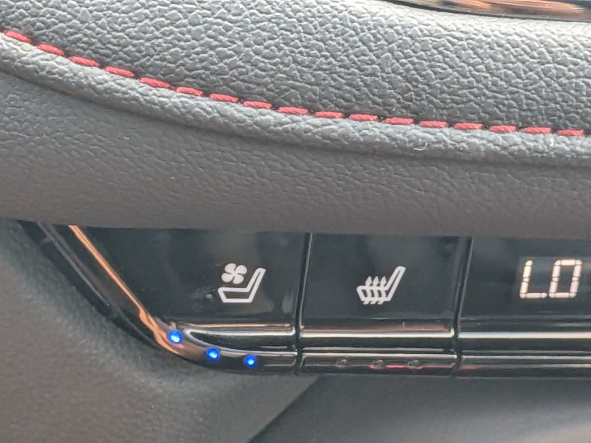 Used 2020 Chevrolet Blazer RS FWD image 23