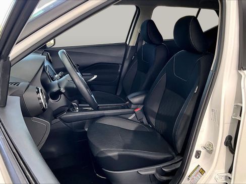 Certified 2024 Nissan Kicks SV w/ Interior Electronics Package FWD image 8