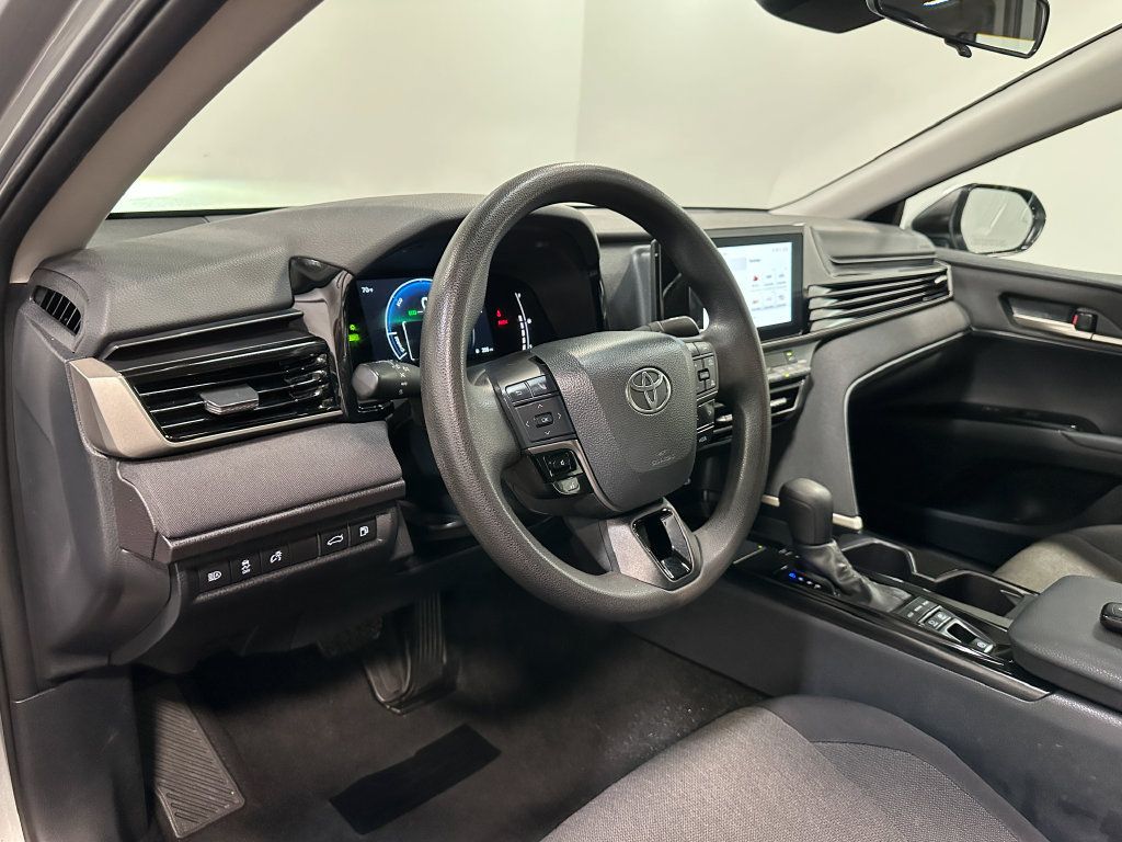 Used 2025 Toyota Camry LE FWD image 65