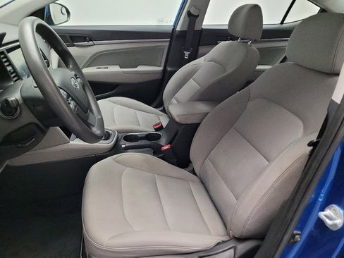 Used 2017 Hyundai Elantra SE image 17