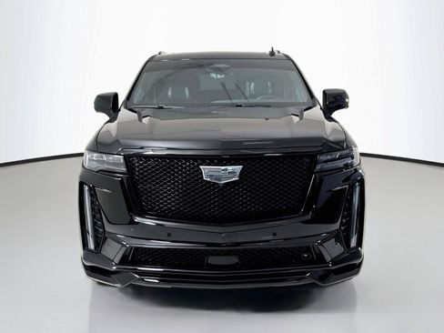 Used 2023 Cadillac Escalade V w/ LPO, ONYX Package AWD/4WD image 11