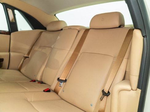 Used 2013 Rolls-Royce Ghost image 22
